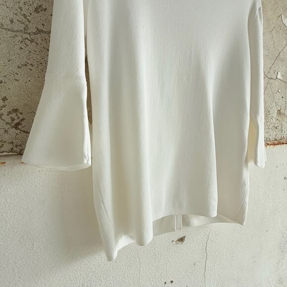 Ivory Knit Office Top Flared Sleeve Button Back Detailed Minimalist Parisian - Picture 2 of 8